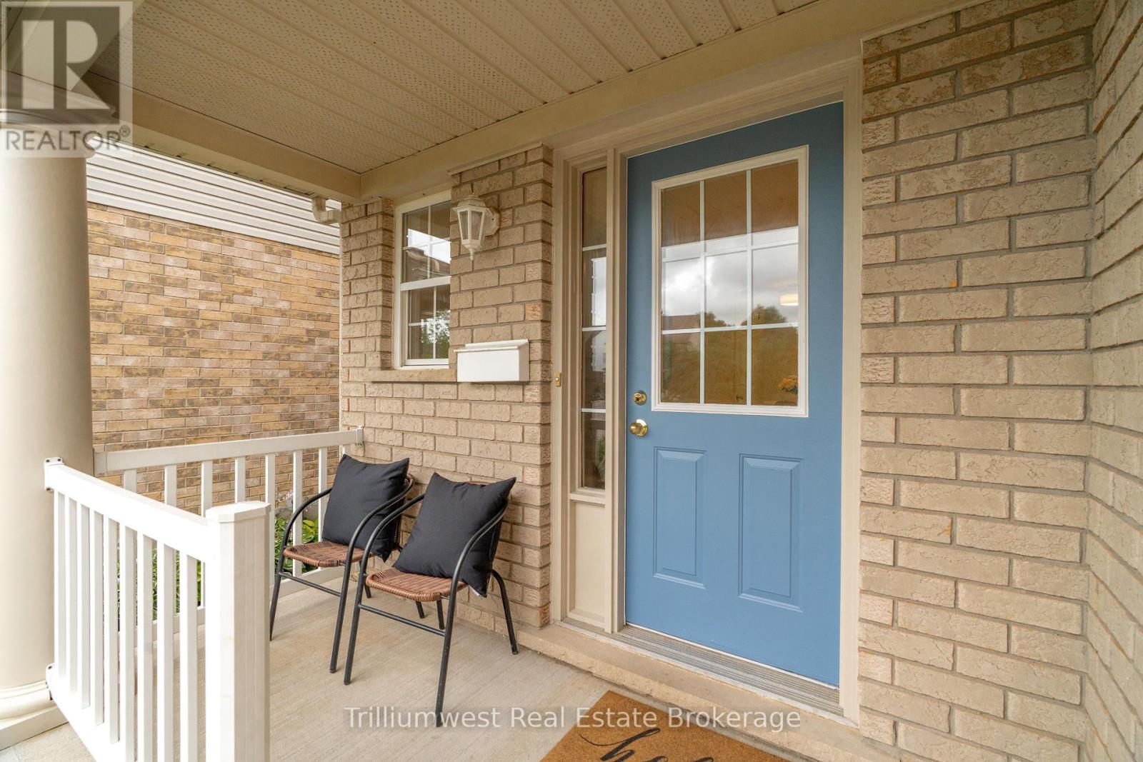 518 Brookmill Crescent, Waterloo, Ontario  N2V 2M1 - Photo 3 - X13595776