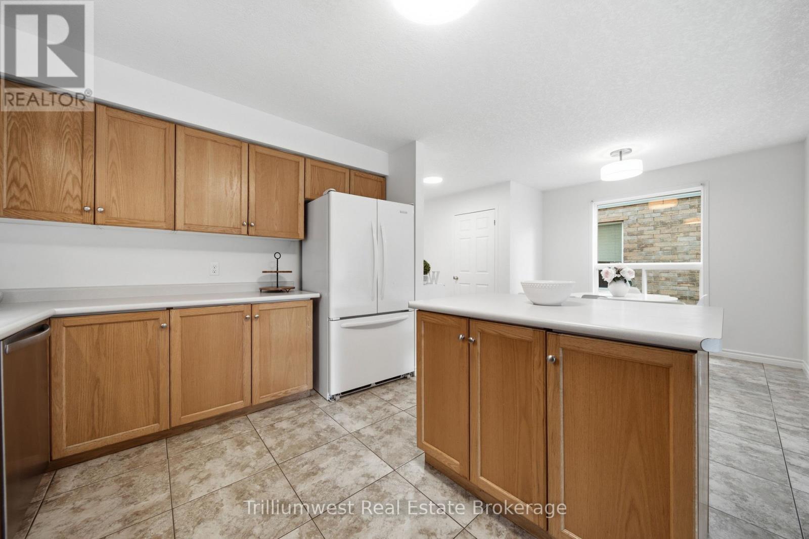 518 Brookmill Crescent, Waterloo, Ontario  N2V 2M1 - Photo 9 - X13595776