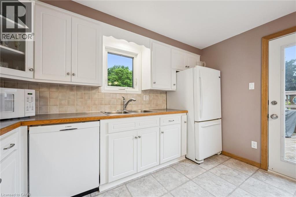 88 Manor Drive, Kitchener, Ontario  N2A 2V1 - Photo 10 - 40849122
