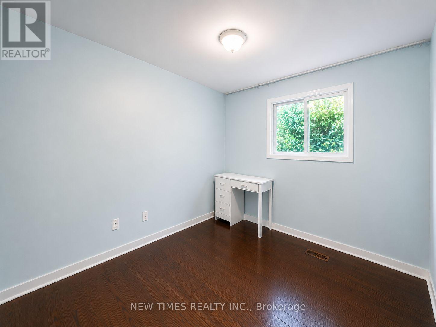 Upper - 7 Leavey Court, Toronto, Ontario  M2H 1E5 - Photo 10 - C13486508