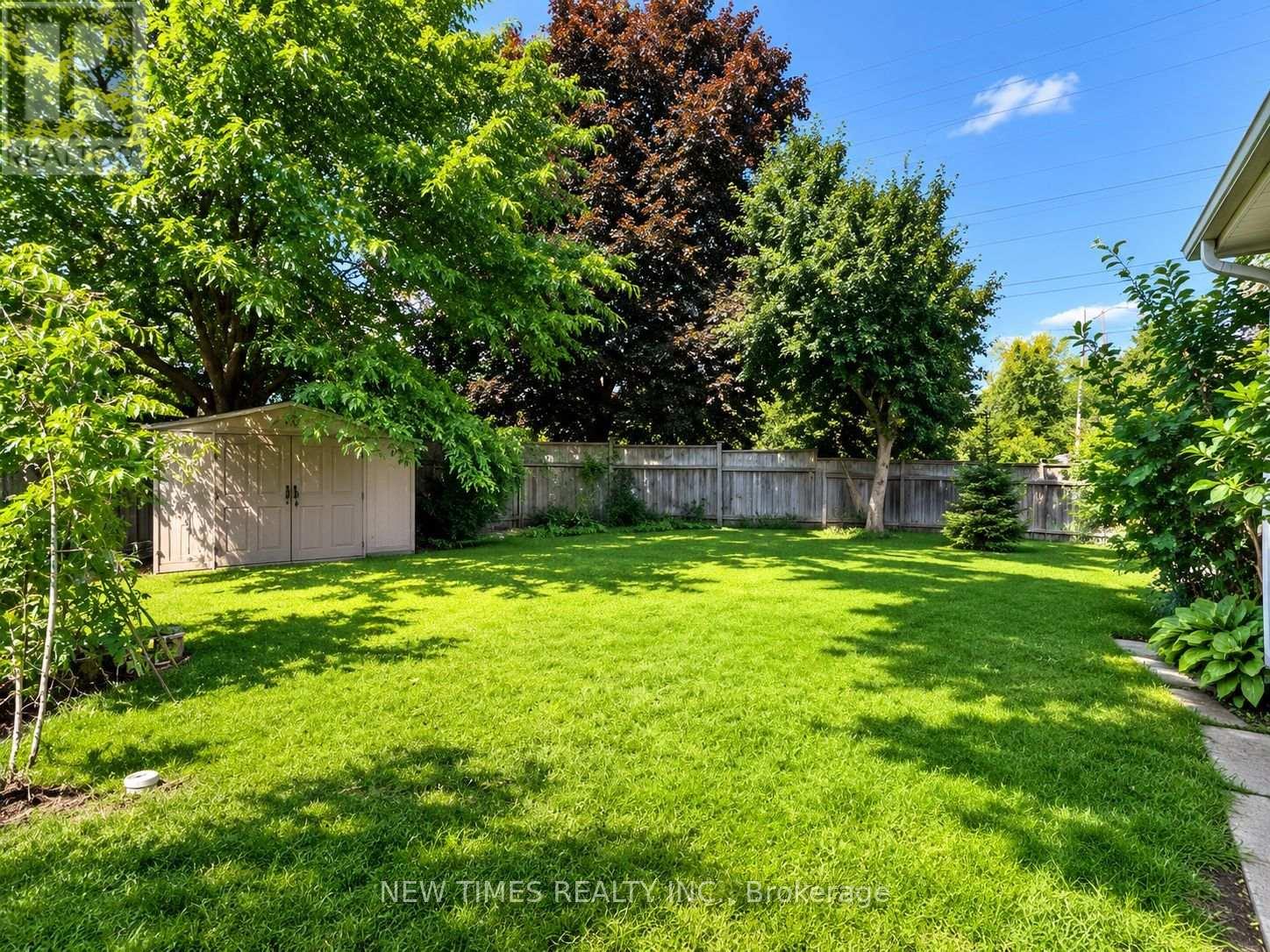Upper - 7 Leavey Court, Toronto, Ontario  M2H 1E5 - Photo 15 - C13486508