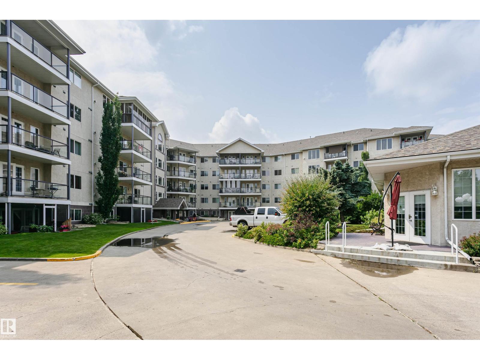 #413 237 Youville Dr E NW, Edmonton, Alberta  T6L 7G2 - Photo 2 - E4500189