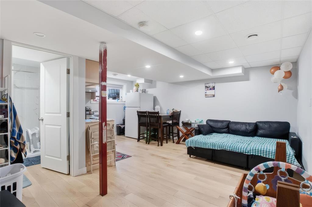 530 Castlebury Meadows Drive, Winnipeg, Manitoba  R2R 2X6 - Photo 24 - 202617399