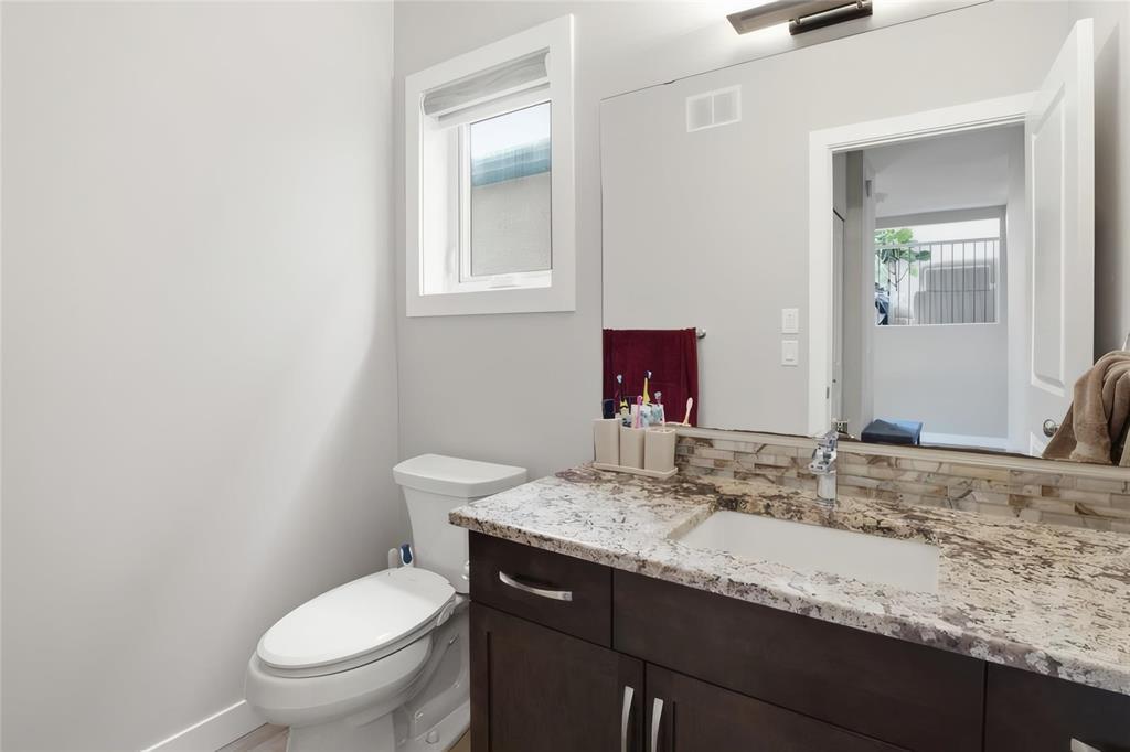 530 Castlebury Meadows Drive, Winnipeg, Manitoba  R2R 2X6 - Photo 32 - 202617399