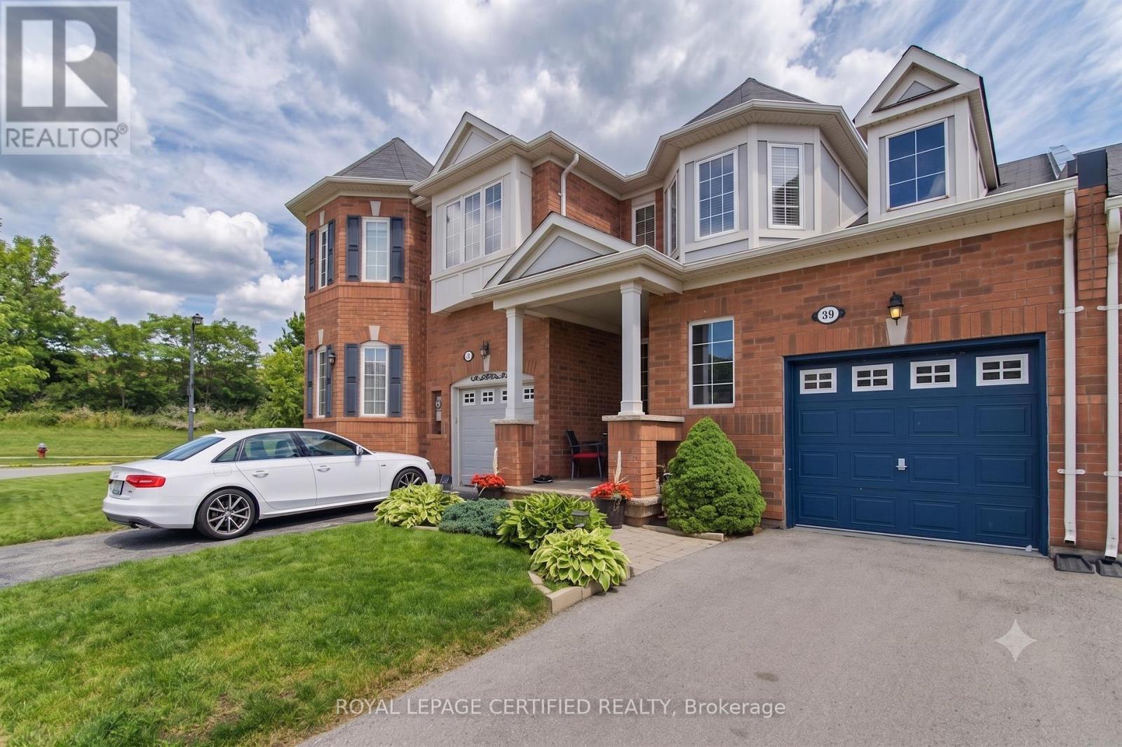 39 Van Fleet Terrace, Milton, Ontario  L9T 0Y4 - Photo 2 - W13595468
