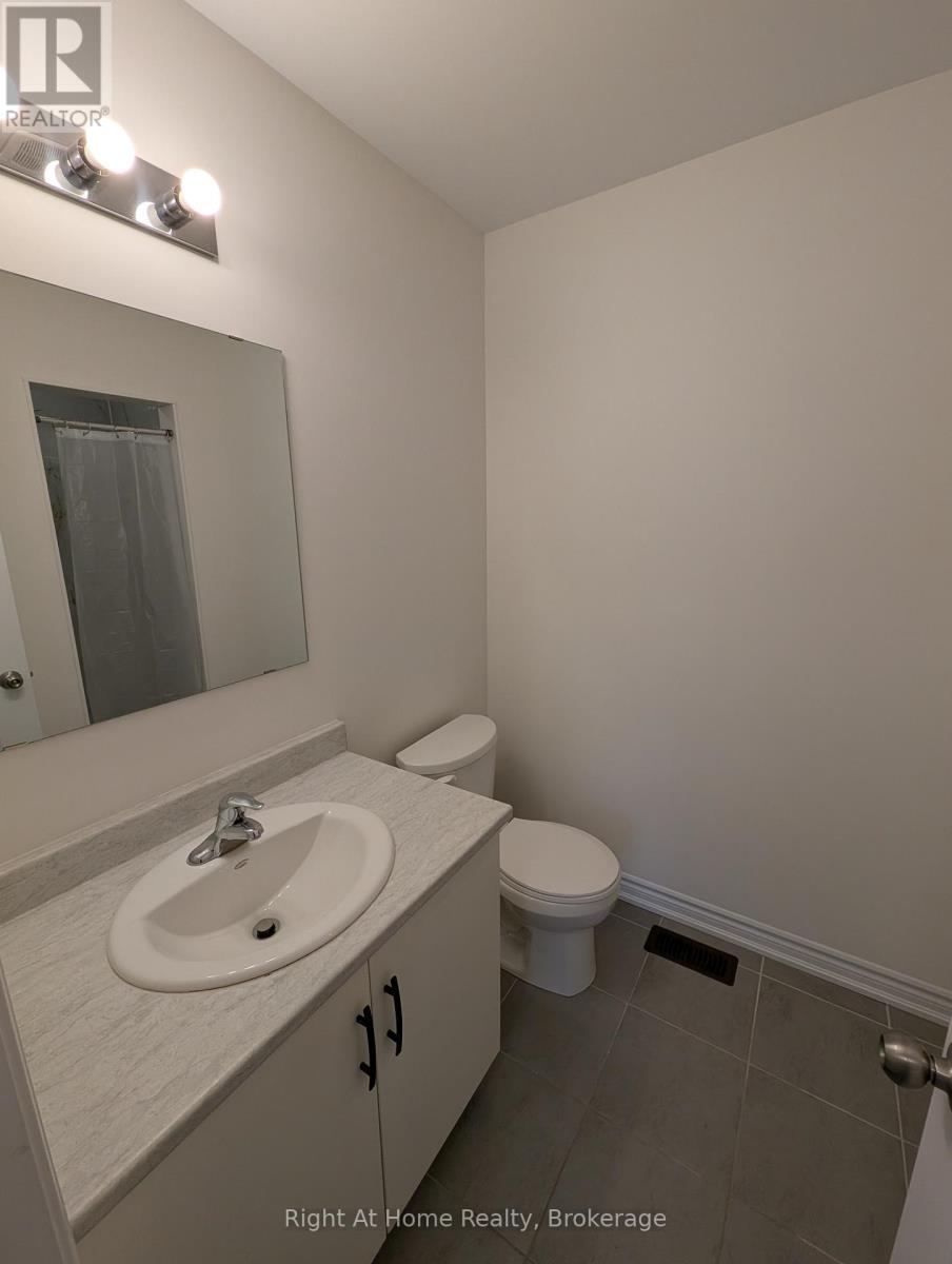 17 Roseberry Lane, Kitchener, Ontario  N2B 0A9 - Photo 26 - X13595884