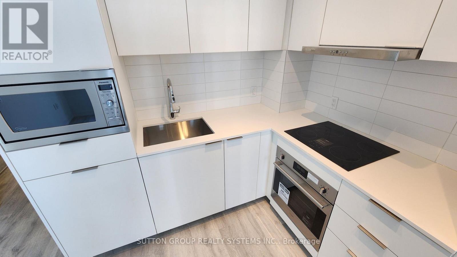 S1401 - 8 Olympic Garden Drive, Toronto (Newtonbrook East), Ontario  M2M 0B9 - Photo 2 - C13595904