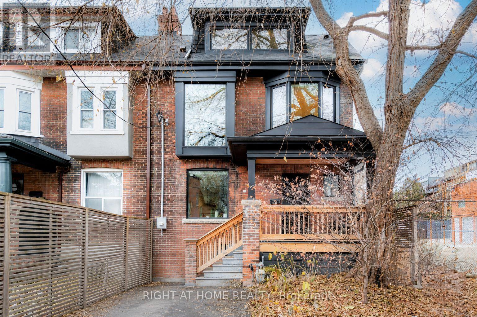 65 RUSHOLME PARK CRESCENT, Toronto, Ontario