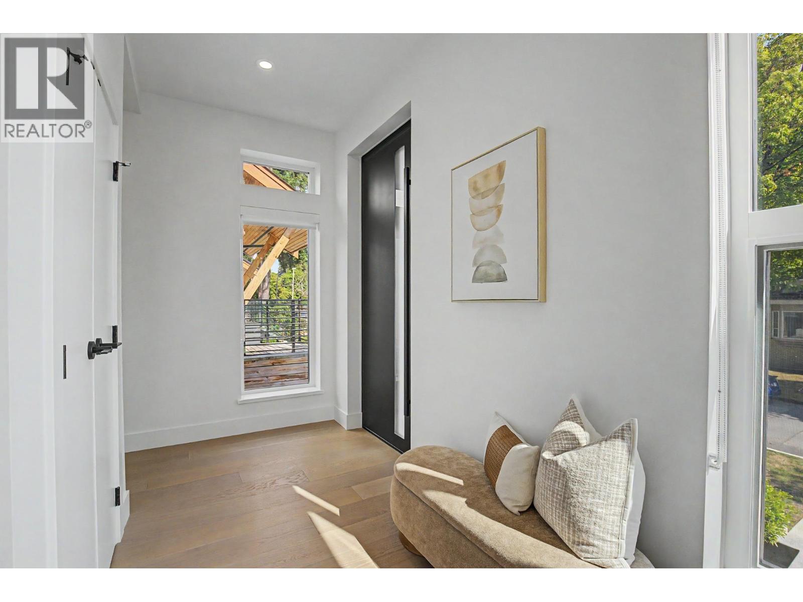 1493 W 52nd Avenue, Vancouver, British Columbia  V6P 1H9 - Photo 2 - R3148701