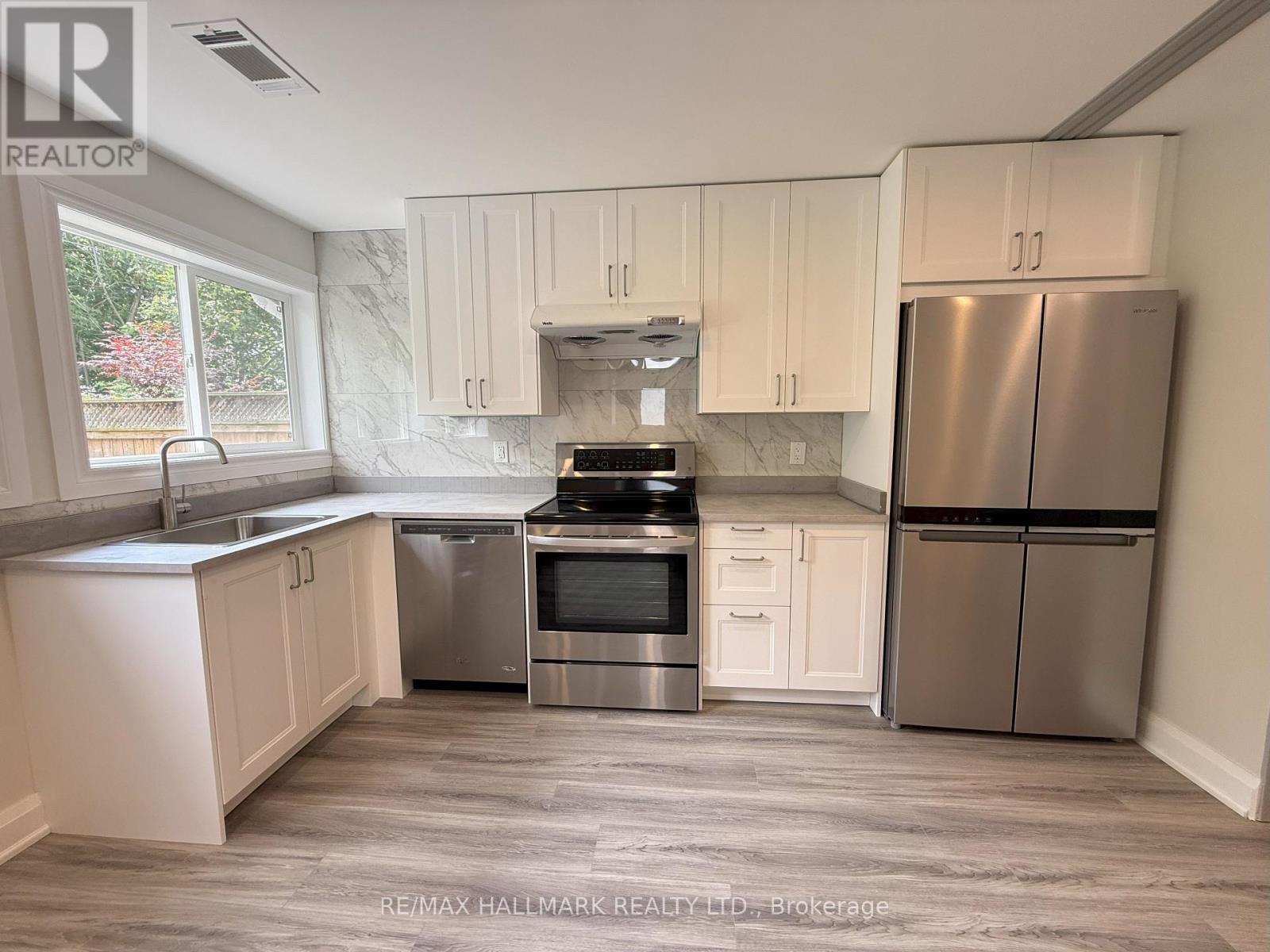 GARDEN SUITE - 382 BURNHAMTHORPE ROAD, Toronto (Islington-City Centre West)