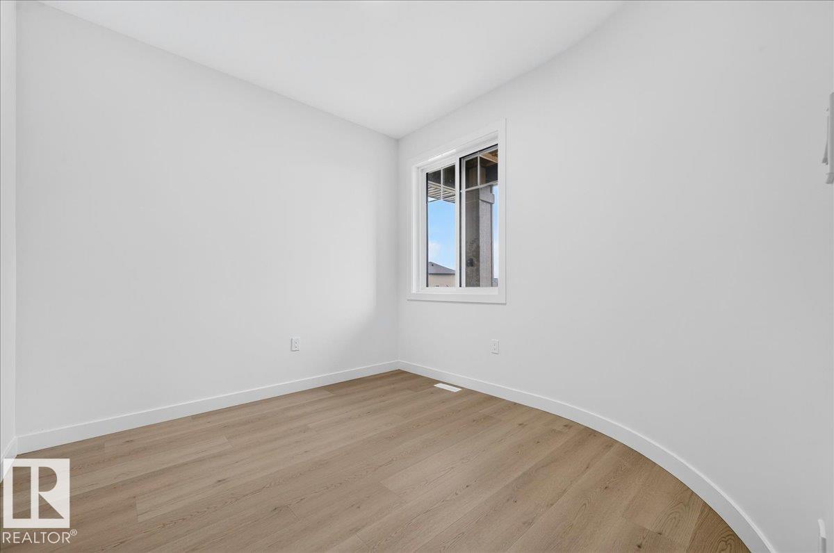 431 172 Av NW NW, Edmonton, Alberta  T5Y 4K9 - Photo 6 - E4500195