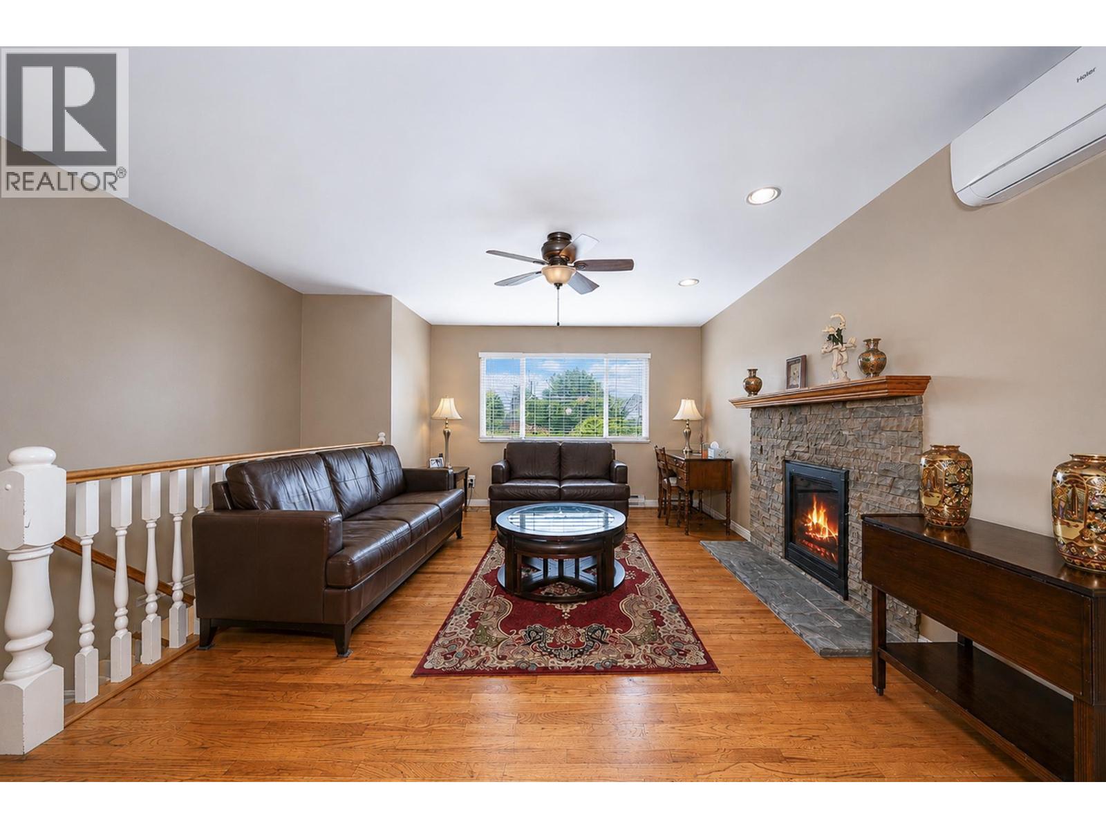 772 Appleyard Court, Port Moody, British Columbia  V3H 3X1 - Photo 4 - R3148070