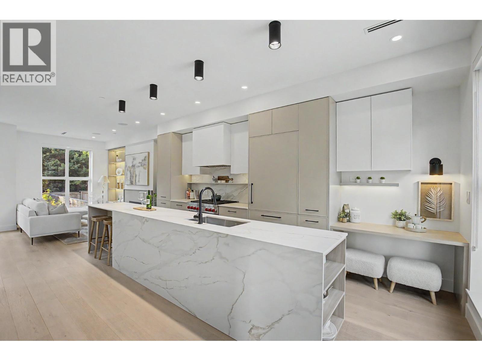 1483 W 52nd Avenue, Vancouver, British Columbia V6P 1H9 - Photo 2 - R3148734