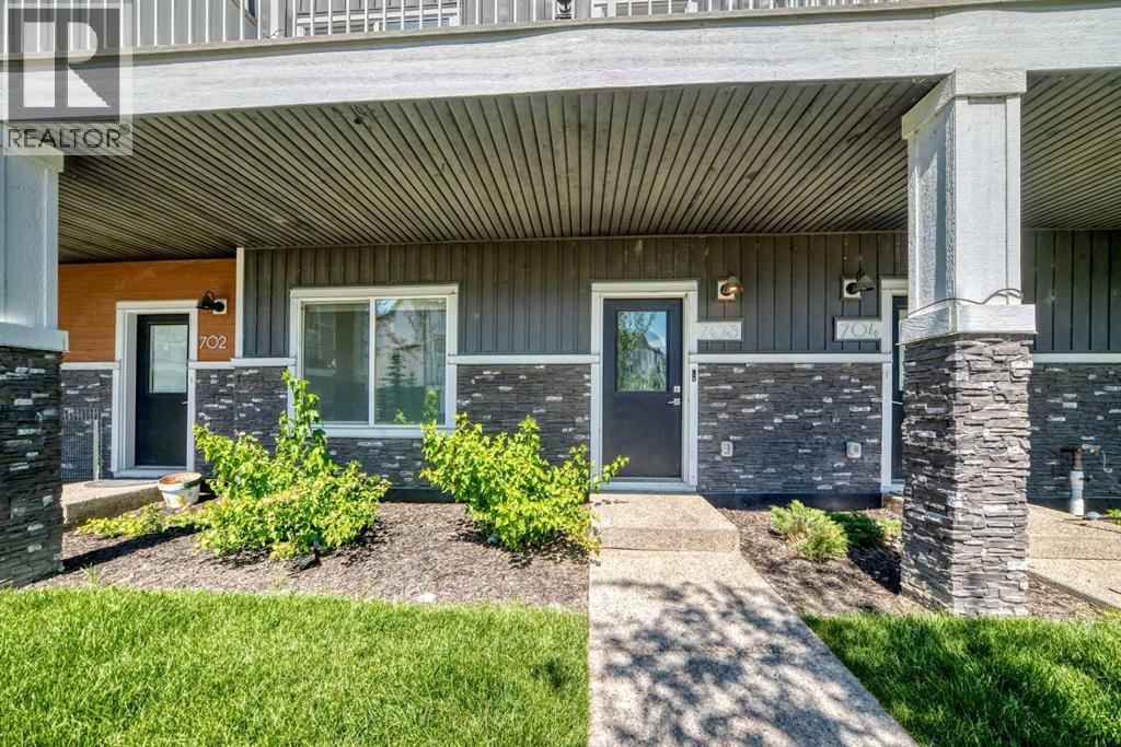 703, 280 Chelsea Road, Chestermere, Alberta  T1X 2X9 - Photo 3 - A2328662