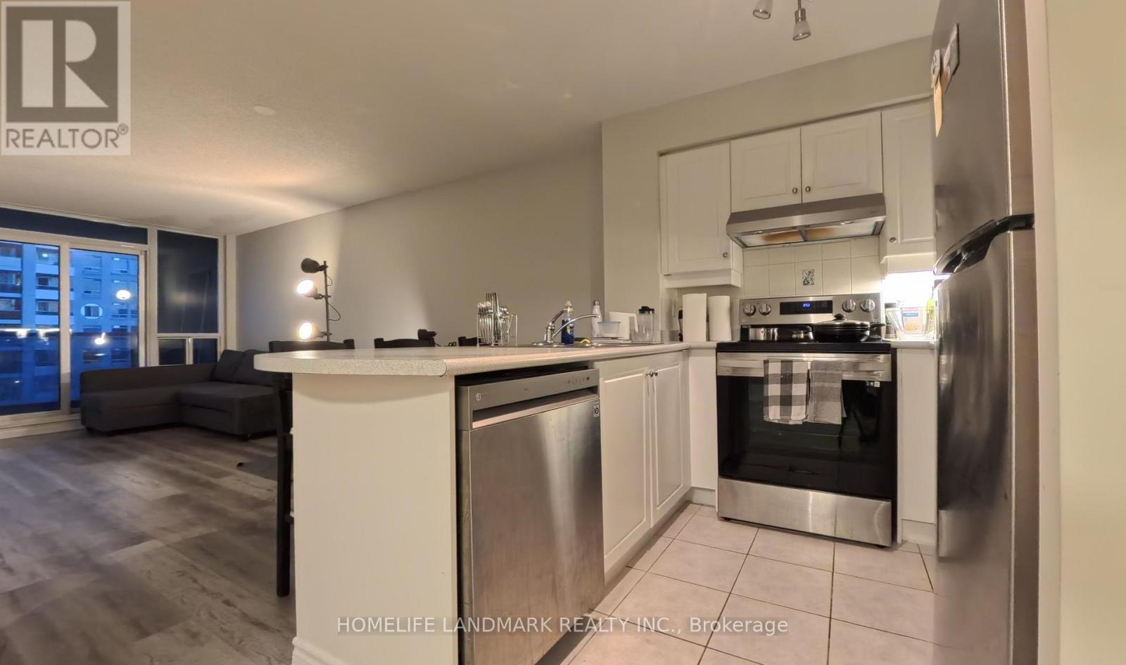 710 - 2 Rean Dr Drive, Toronto, Ontario  M2K 3B8 - Photo 11 - C13591278