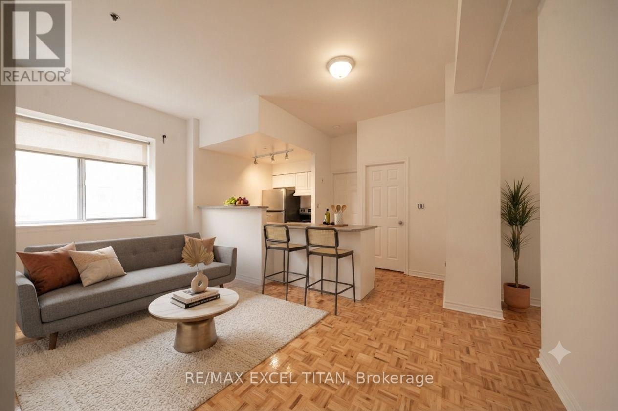 216 - 1407 Dupont Street, Toronto, Ontario  M6H 4J7 - Photo 2 - W13595948
