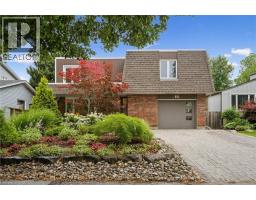 88 MANOR Drive, kitchener, Ontario