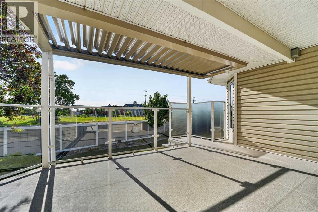 27 Cougar Bay N, Lethbridge, Alberta  T1H 6H3 - Photo 24 - A2327209