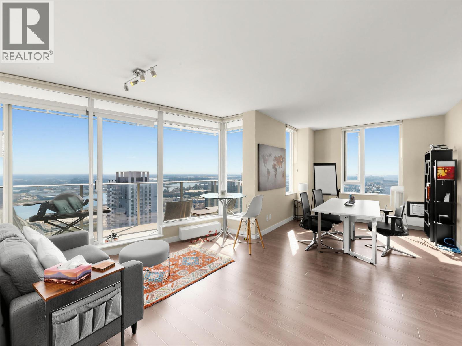 3702 488 SW Marine Drive, Vancouver, British Columbia  V5X 0C6 - Photo 1 - R3145546