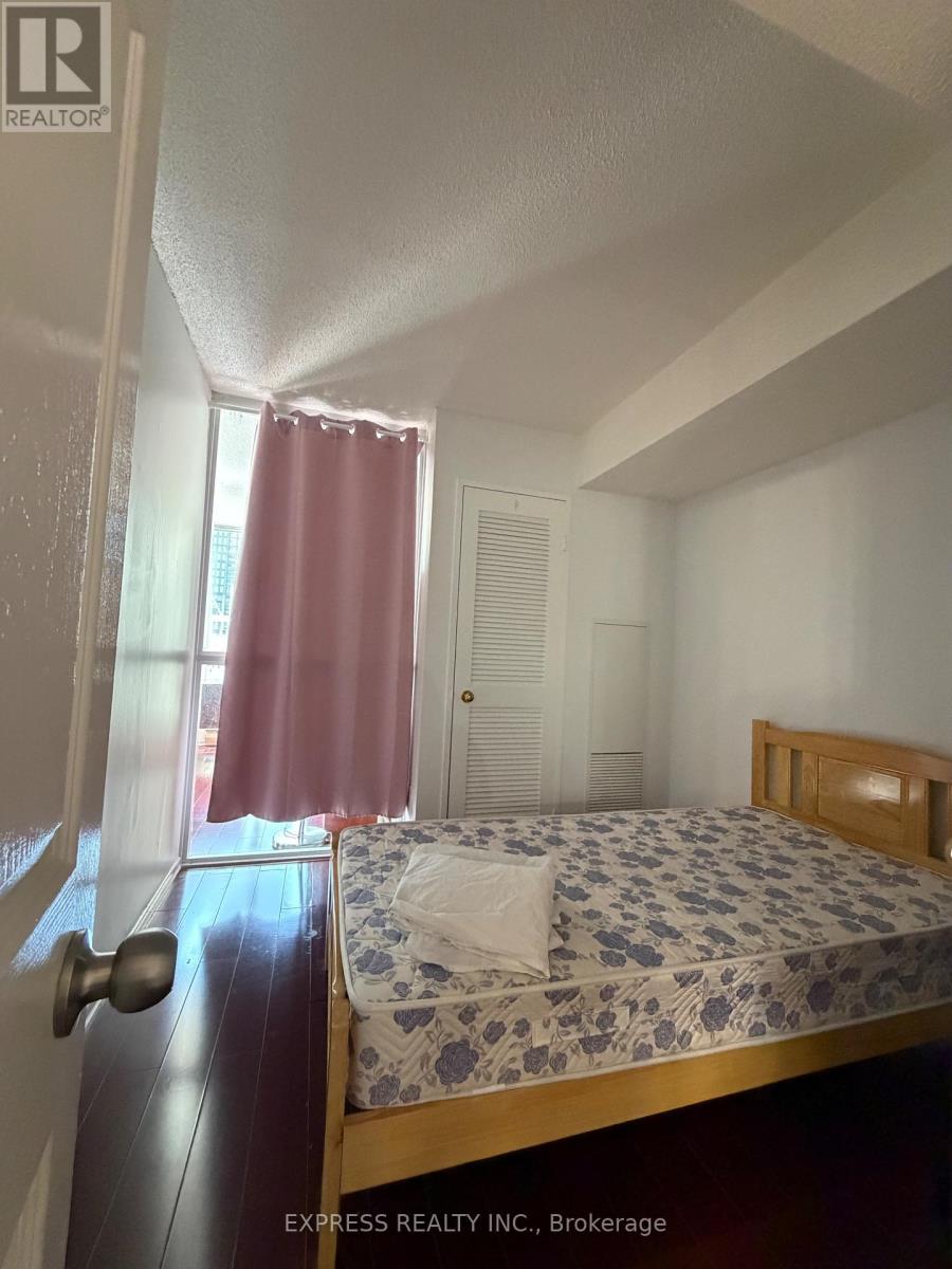 1003 - 55 Centre Avenue, Toronto, Ontario  M5G 2H5 - Photo 9 - C13592806