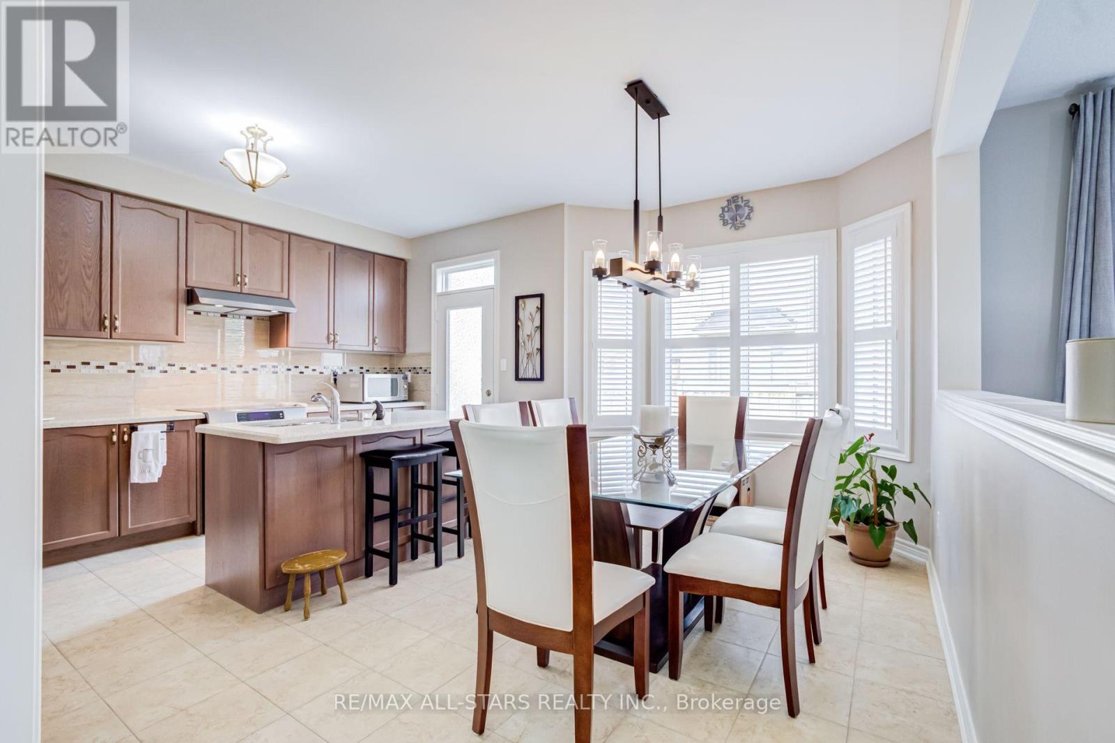 102 Creekland Avenue, Whitchurch-Stouffville, Ontario  L4A 1X4 - Photo 21 - N13584394