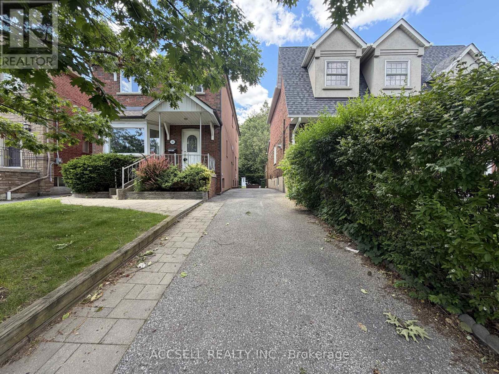 Leaside House for sale: 4 bedroom 2,000 sq.ft. (Listed 2026-07-22)