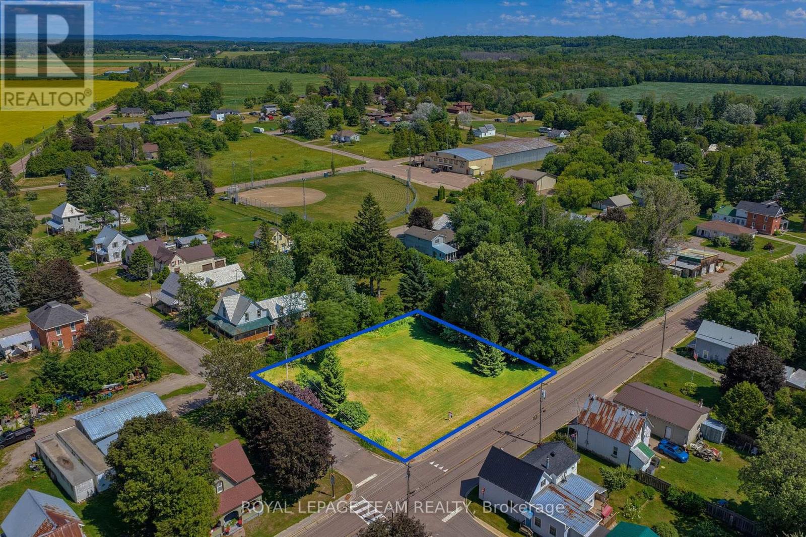 000 WESTMEATH ROAD, Whitewater Region, Ontario