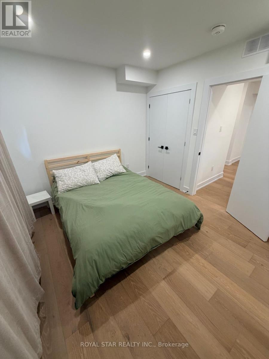 UNIT B - 253 DUNCAIRN AVENUE - Photo 10
