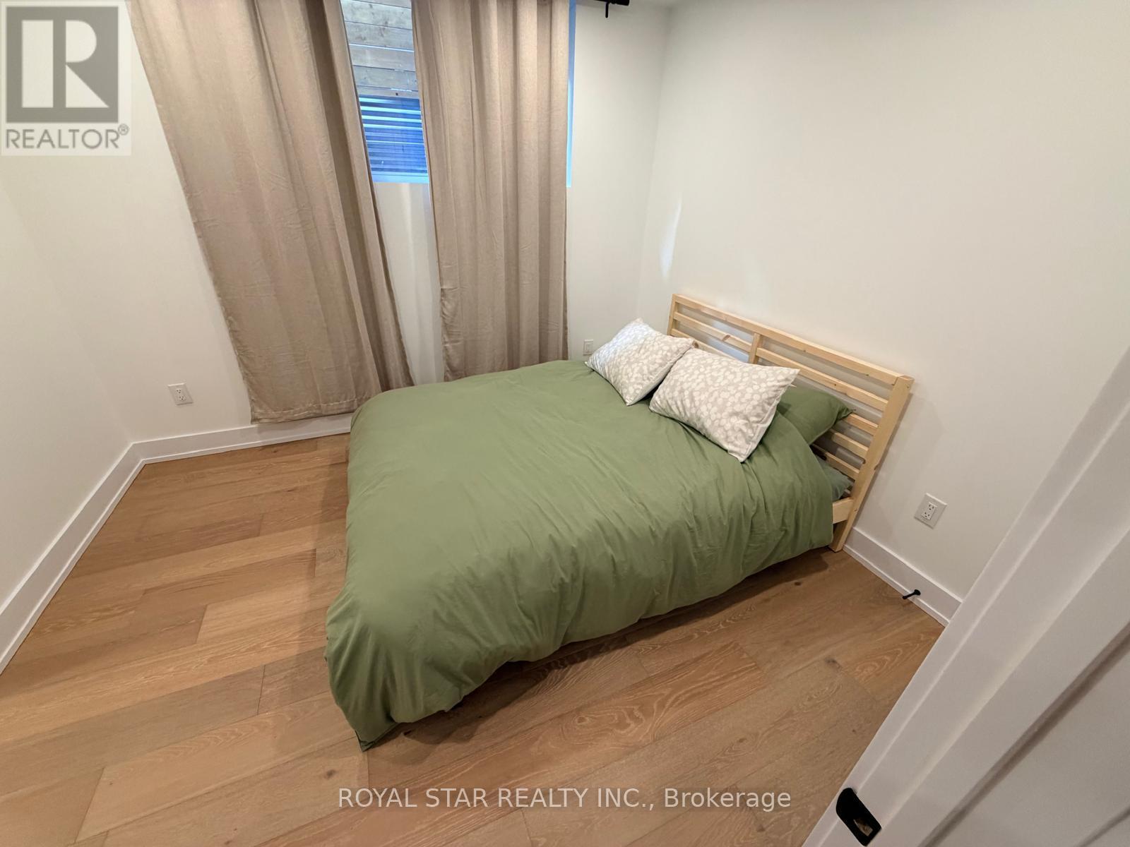 UNIT B - 253 DUNCAIRN AVENUE - Photo 11
