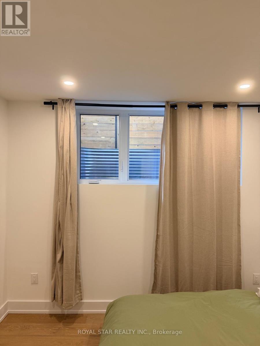 UNIT B - 253 DUNCAIRN AVENUE - Photo 14