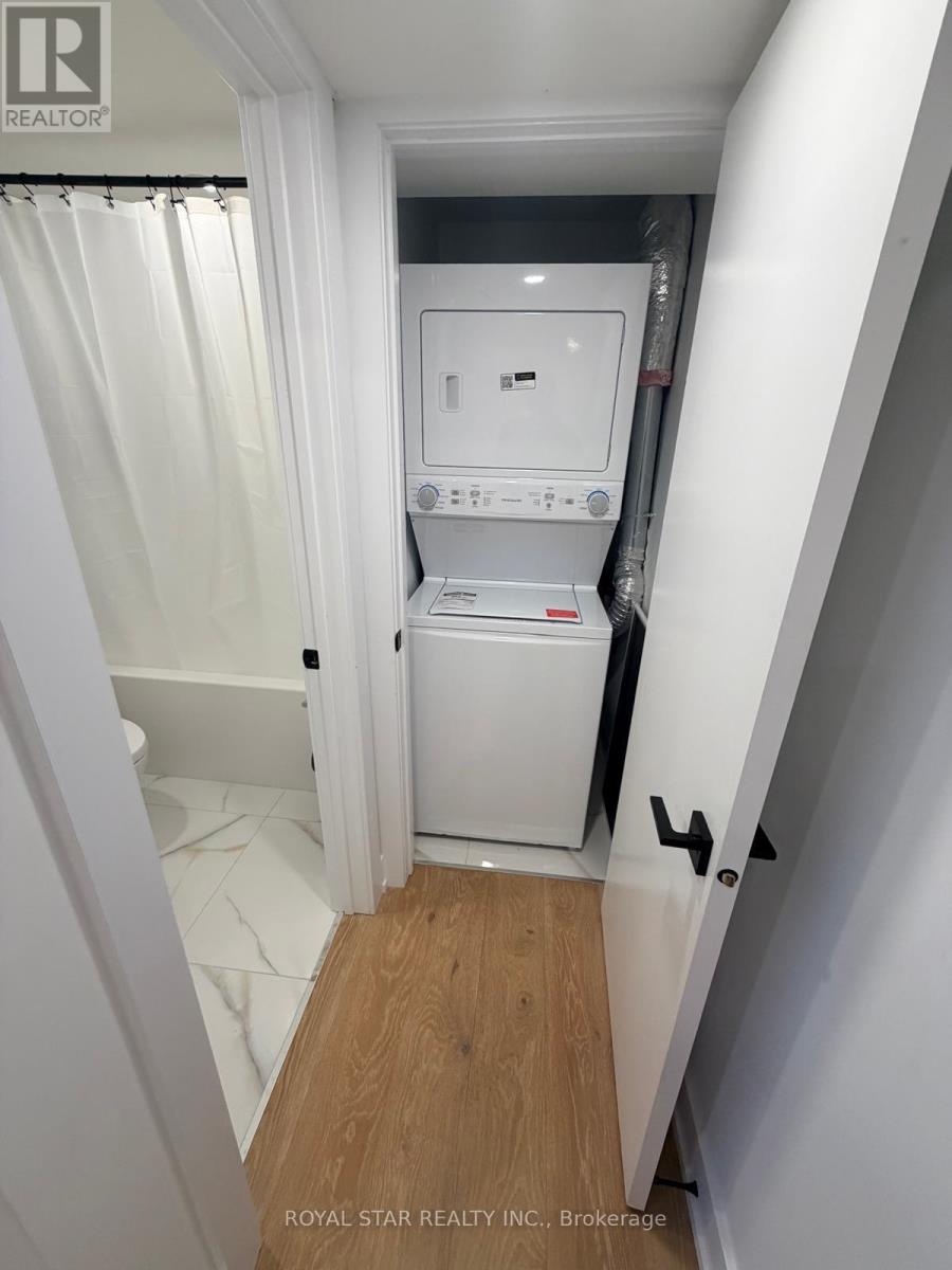 UNIT B - 253 DUNCAIRN AVENUE - Photo 16