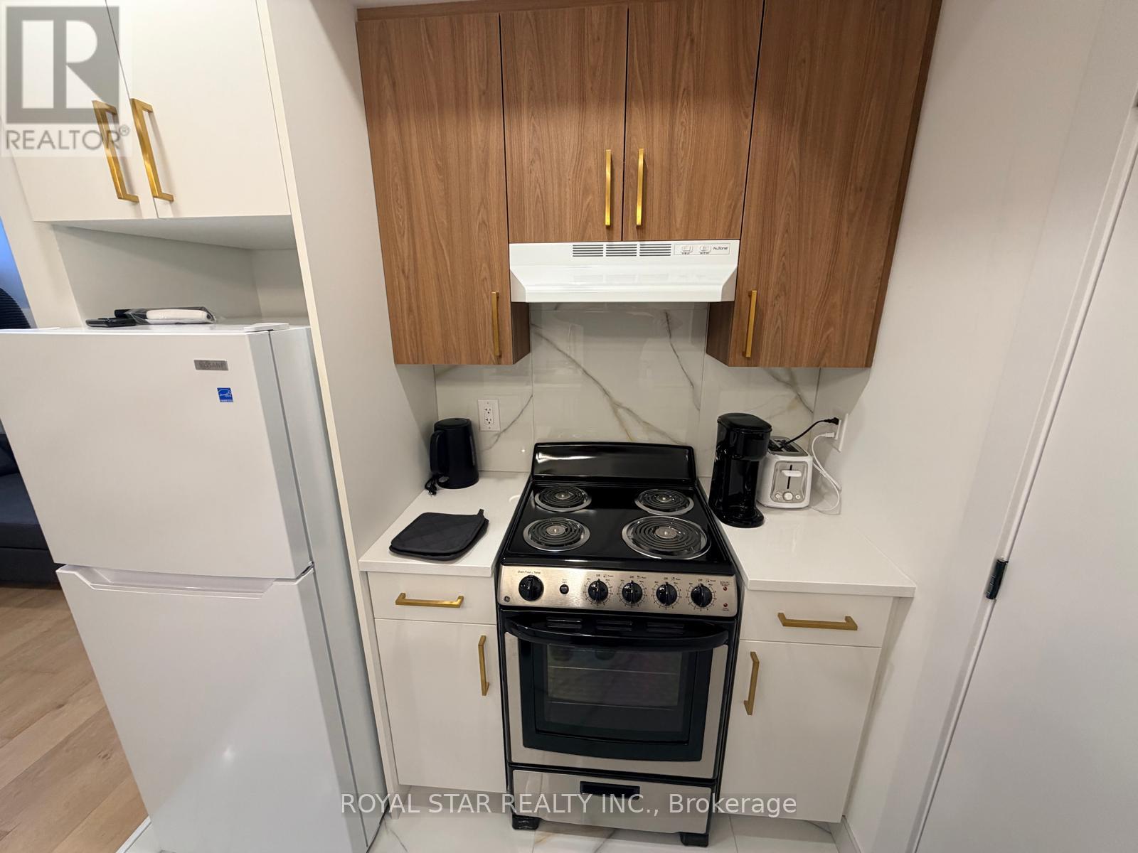 UNIT B - 253 DUNCAIRN AVENUE - Photo 7