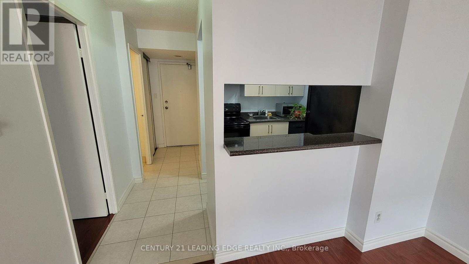 1512 - 633 Bay Street, Toronto, Ontario  M5G 2G4 - Photo 11 - C13590138