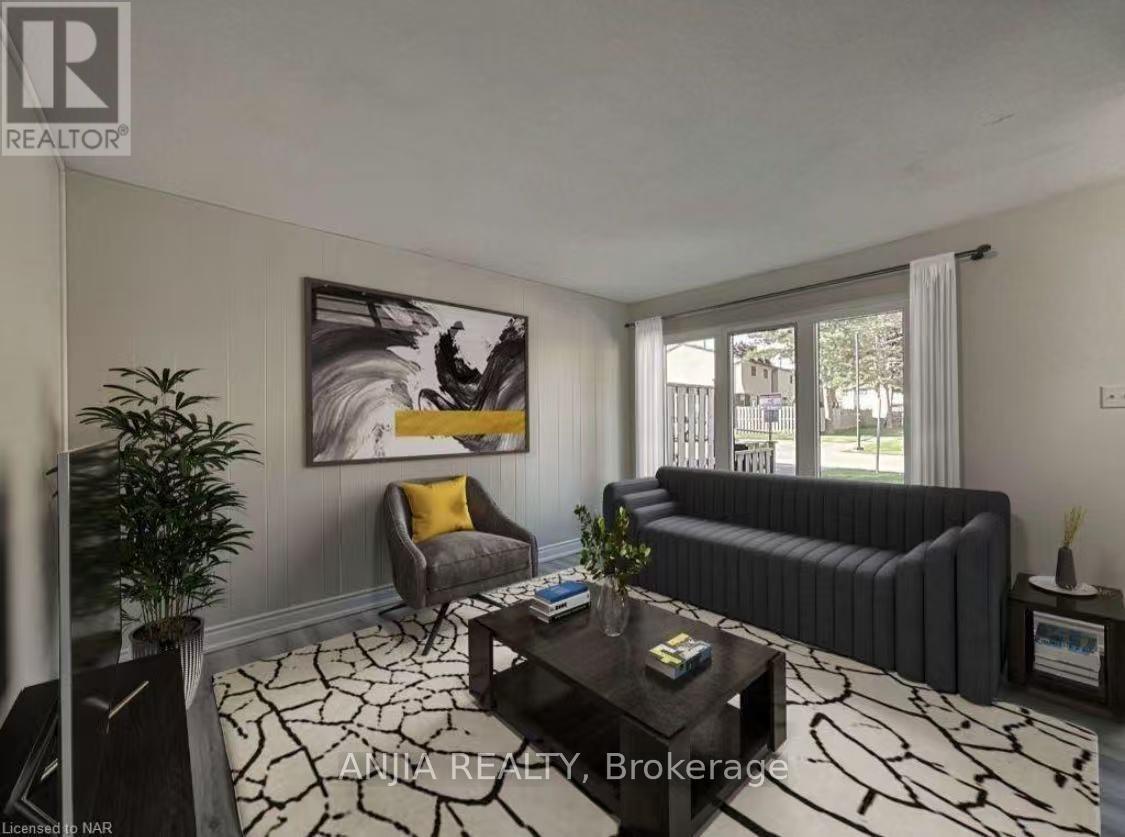 31 - 2 Weiden Street, St. Catharines, Ontario  L2M 6W5 - Photo 2 - X13596026
