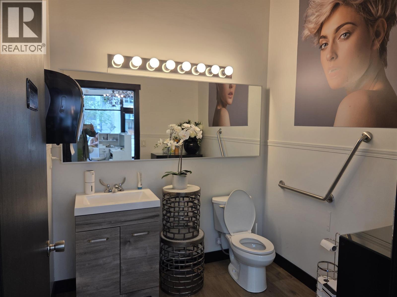 1249 Burrard Street, Vancouver, British Columbia  V6Z 1Z5 - Photo 16 - C8080467