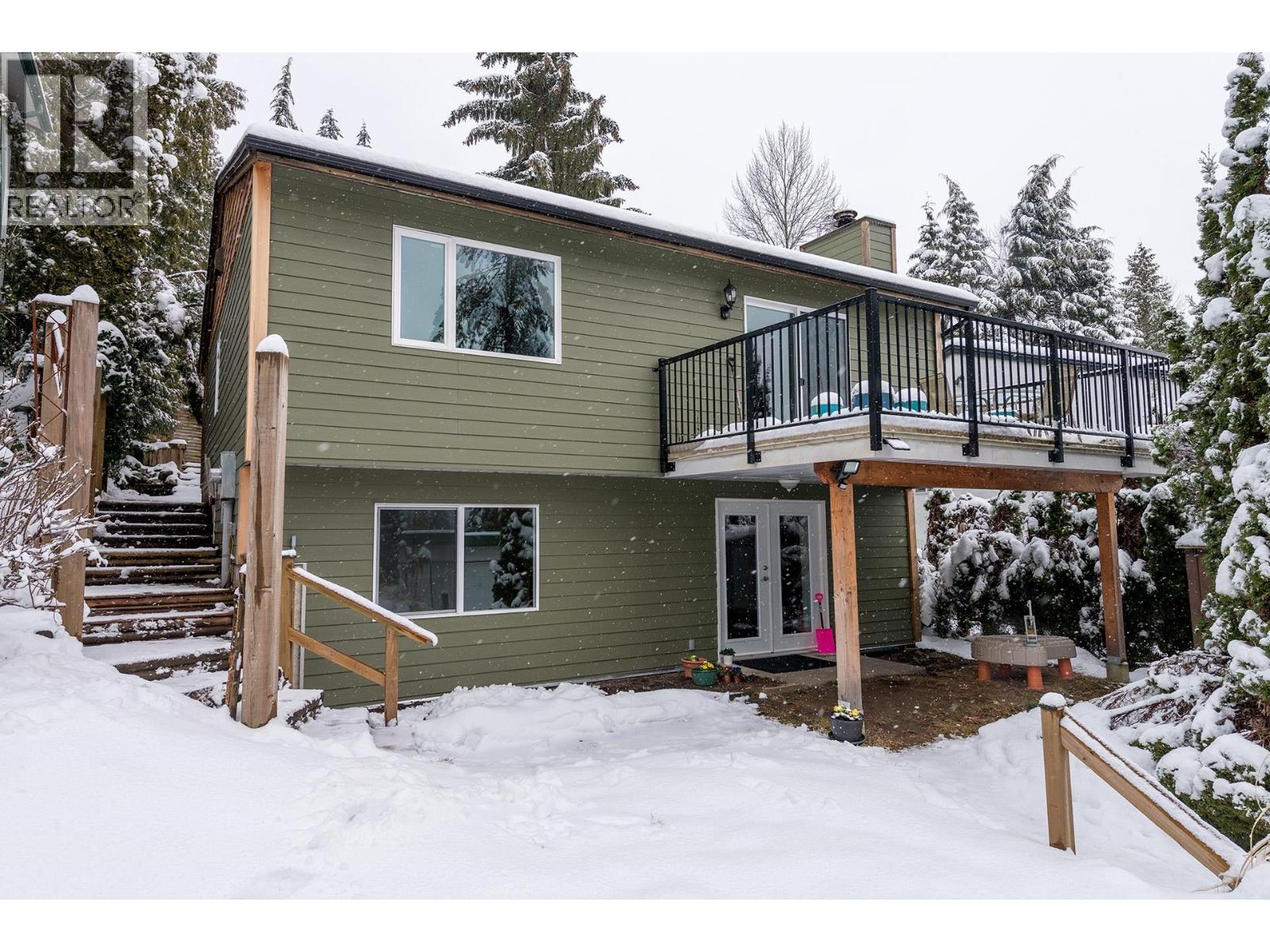 743 APPLEYARD COURT — photo 2