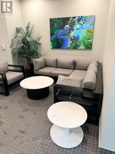 5858 Yonge Street, Toronto, Ontario  M2M 0C6 - Photo 23 - C13590070