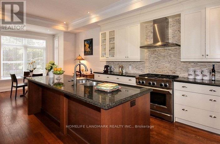 8 Haddon Street, Toronto, Ontario  M5M 3M9 - Photo 7 - C13596132
