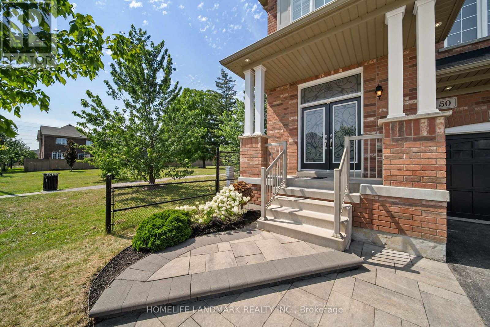 50 Keith-Wright Crescent, Ajax, Ontario  L1Z 0P9 - Photo 4 - E13596104