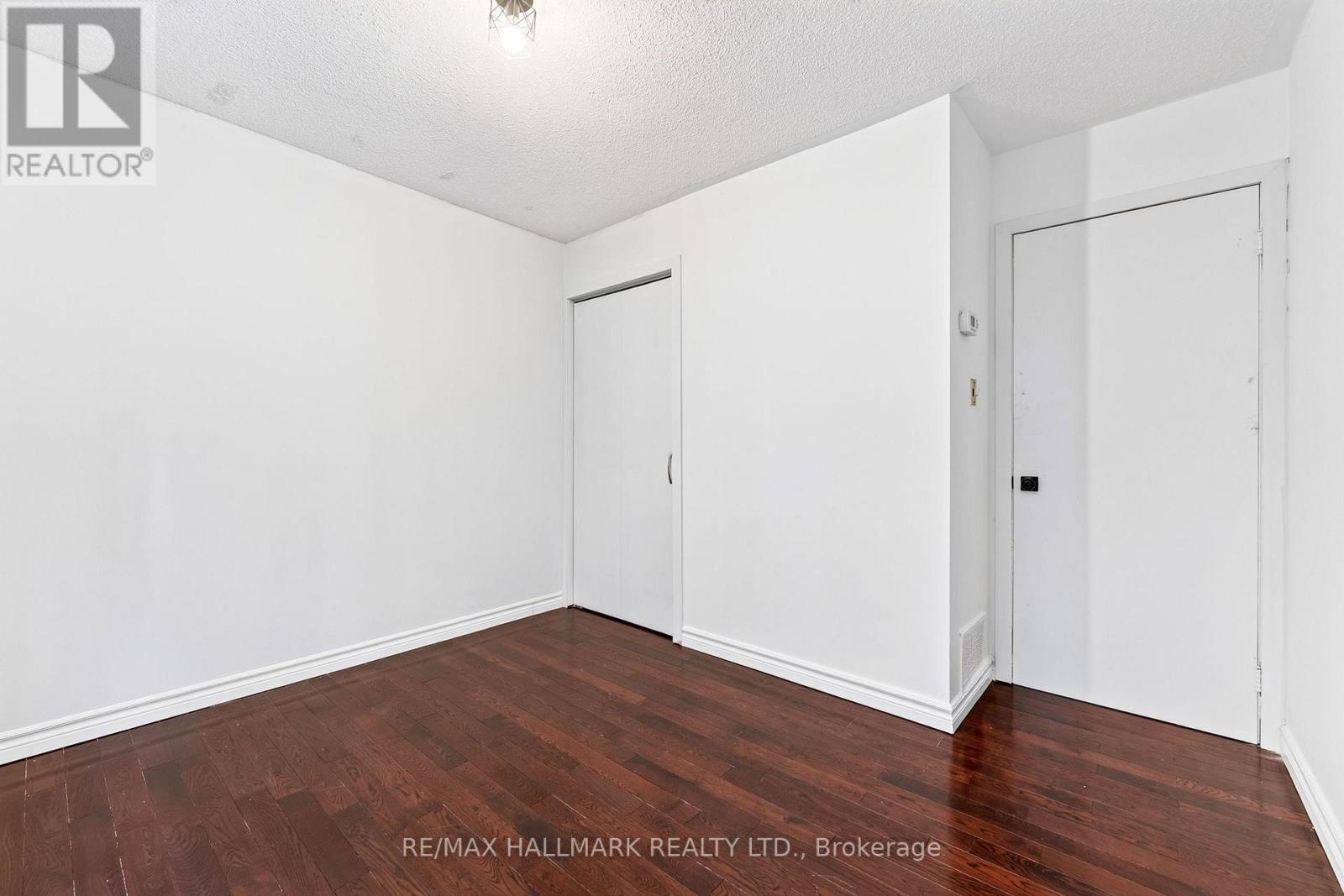 Main - 402 Kingston Road, Toronto, Ontario  M4L 1T9 - Photo 15 - E13596116
