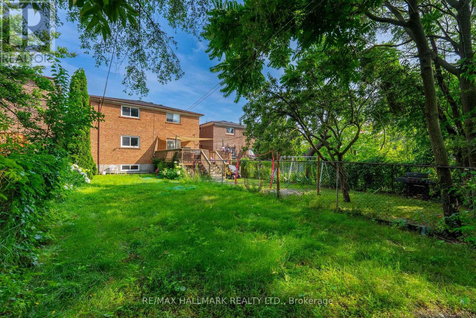Main - 402 Kingston Road, Toronto, Ontario  M4L 1T9 - Photo 32 - E13596116