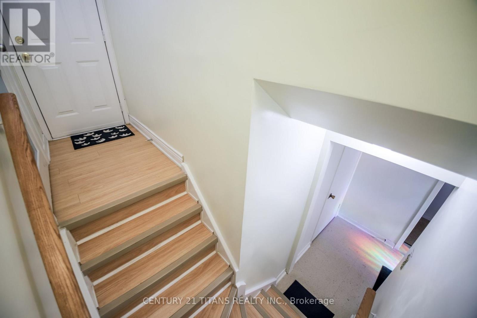 9 Minos Crescent, Toronto, Ontario  M1G 3P8 - Photo 25 - E13596164