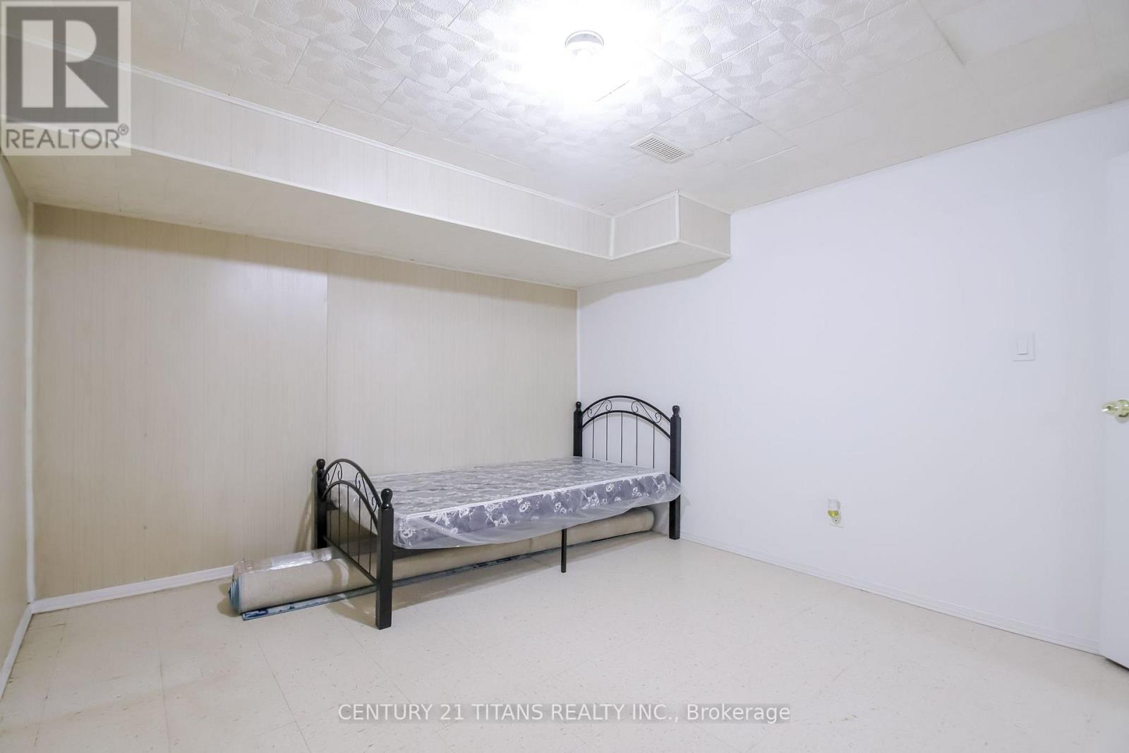 9 Minos Crescent, Toronto, Ontario  M1G 3P8 - Photo 38 - E13596164