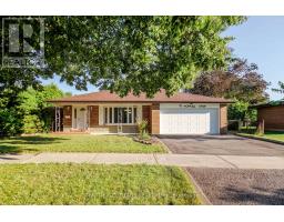 9 MINOS CRESCENT, Toronto, Ontario