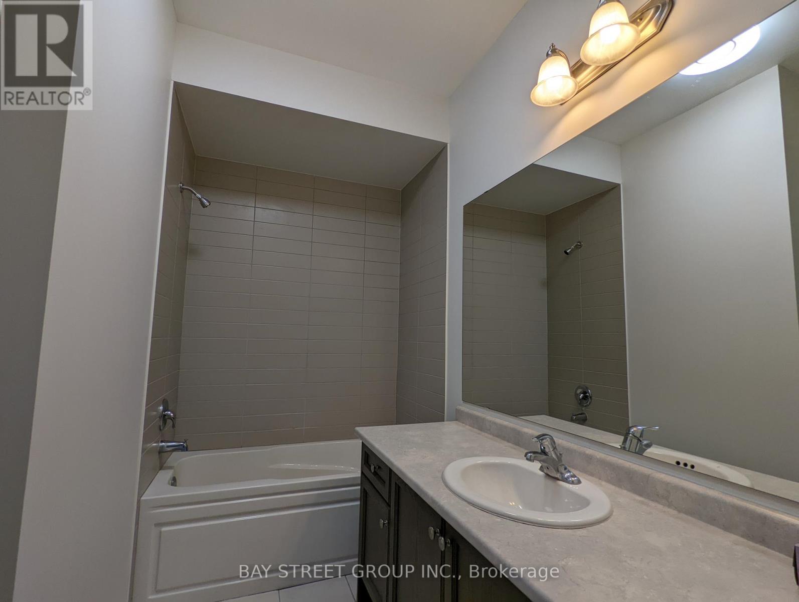 80 Brock Avenue, Markham, Ontario  L6C 0S9 - Photo 10 - N13596112