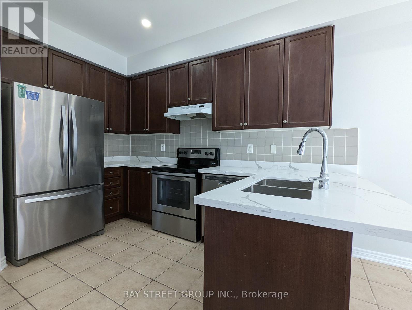 80 Brock Avenue, Markham, Ontario  L6C 0S9 - Photo 2 - N13596112