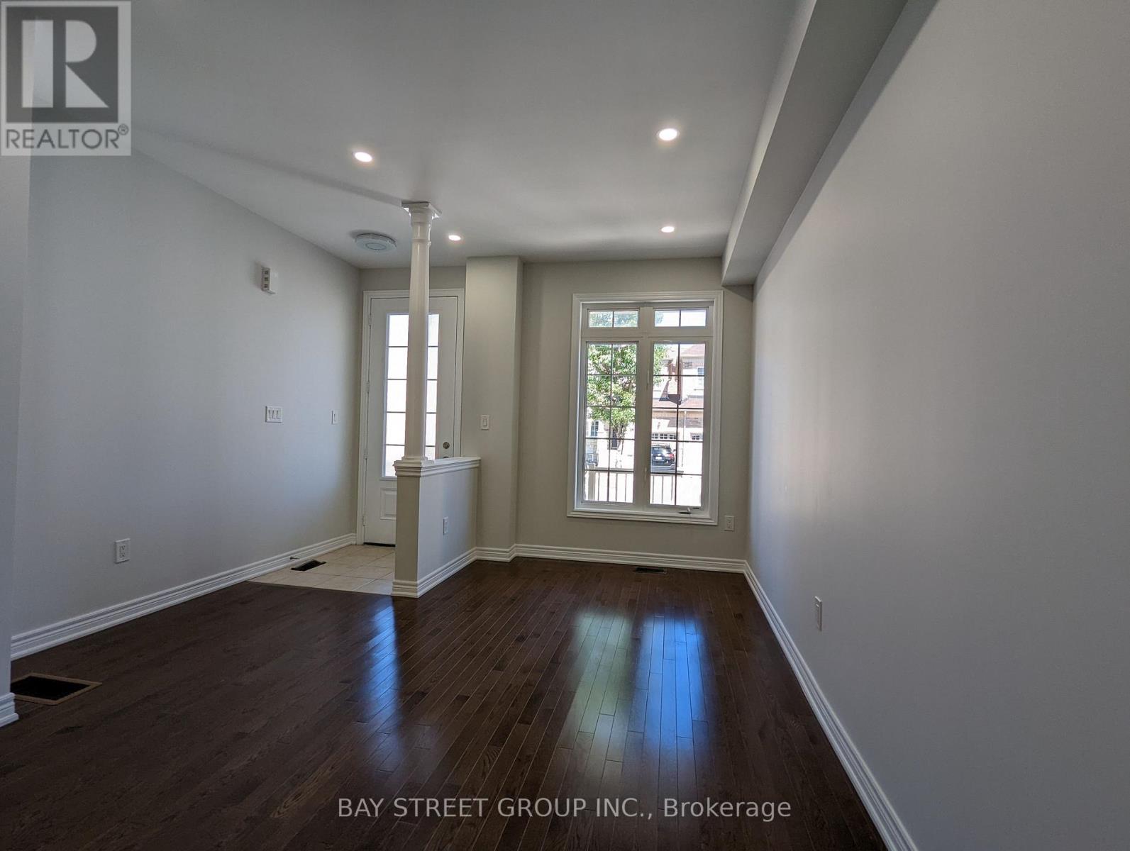 80 Brock Avenue, Markham, Ontario  L6C 0S9 - Photo 6 - N13596112