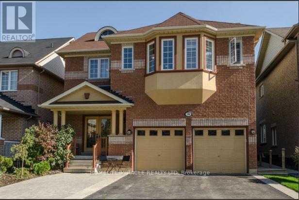 30 MASTERS GREEN CRESCENT, Brampton, Ontario