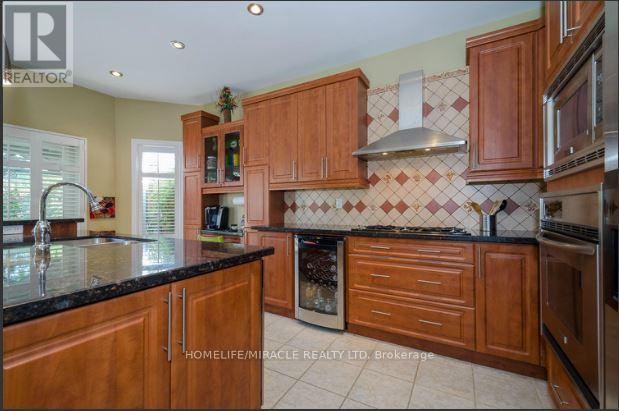 30 Masters Green Crescent, Brampton, Ontario  L7A 3K6 - Photo 15 - W13596146