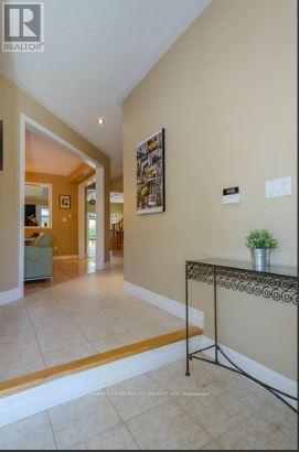 30 Masters Green Crescent, Brampton, Ontario  L7A 3K6 - Photo 4 - W13596146